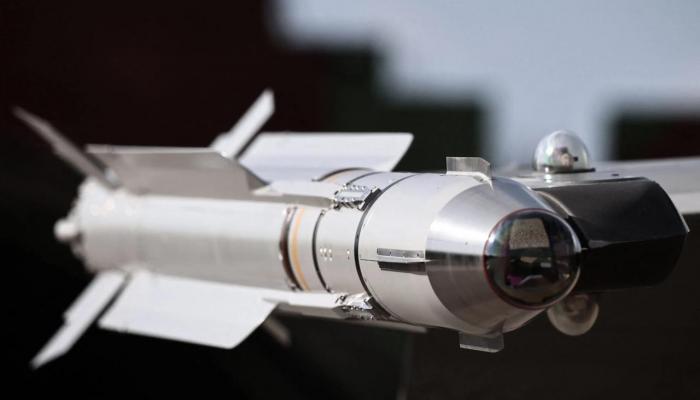 فرنسا تتجه نحو «اقتصاد الحرب» بخطة تسليح غير مسبوقة