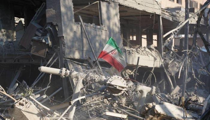 مقتل 4 ضباط إيرانيين بضربة جوية أمريكية في أصفهان