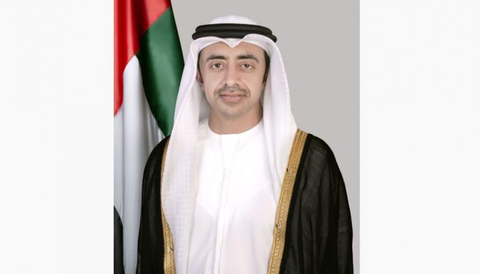 عبدالله بن زايد يشدد على ضرورة ضمان التزام إيران بالوقف الفوري للأعمال العدائية بالمنطقة