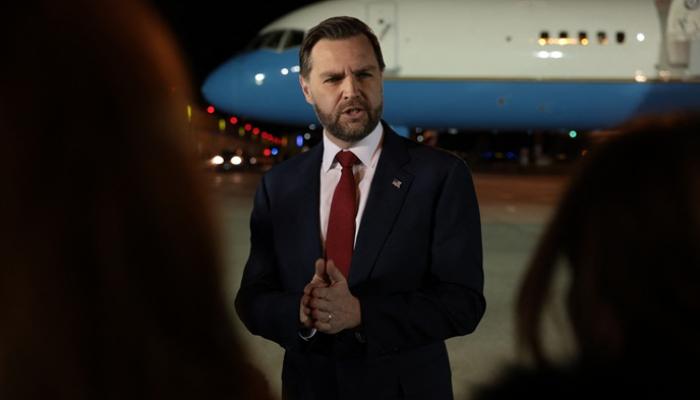 «تنازلوا أكثر لتزيد مكاسبكم».. رسالة فانس إلى إيران قبل مفاوضات السبت