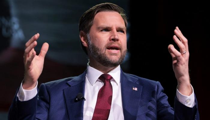 بين الرضا والشكوك.. فانس يقيّم المفاوضات مع إيران