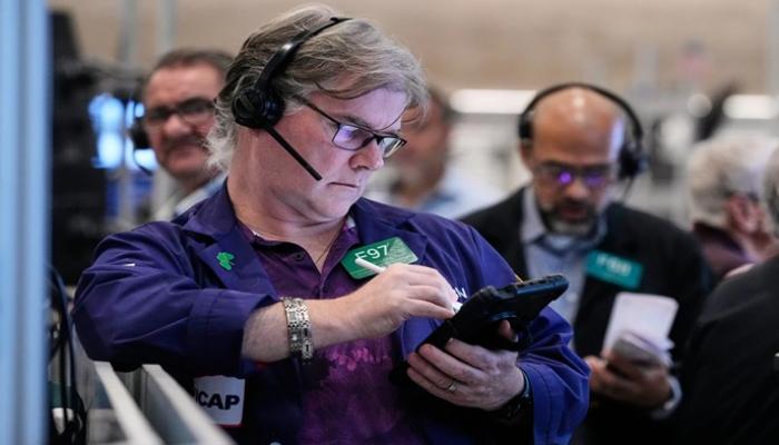 وول ستريت.. الأسهم الأمريكية تلامس القمة بدعم التهدئة في إيران