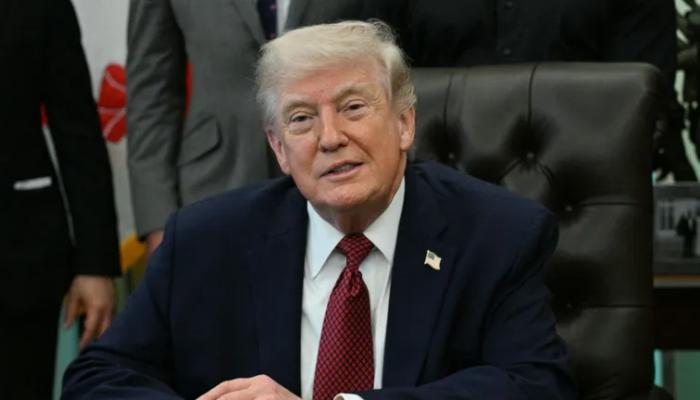 ترامب: إيران تخسر 500 مليون دولار يوميا و«تنهار ماليا» جراء إغلاق «هرمز»