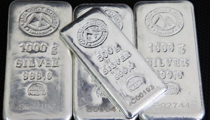 الفضة ترتفع في المعاملات الفورية 5% لتسجل 81.13 دولار للأوقية