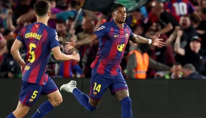 برشلونة يهزم ريال مدريد ويحسم لقب الدوري الإسباني