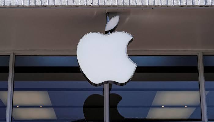 Siri AI وGemini.. صراع عمالقة الذكاء