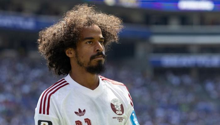 هل يغيب أكرم عفيف عن مباراة السعودية وقطر؟