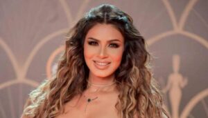 «جهل».. نجلاء بدر تهاجم مصطلح «سن اليأس» في مهرجان الجونة السينمائي