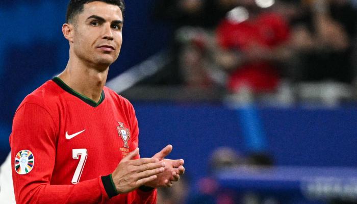 «خذل الفريق».. تين هاغ يهاجم كريستيانو رونالدو ويكشف أسرار صادمة