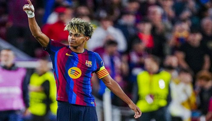 يامال في مواجهة عربية.. جزائري ومغربي ينافسانه على عرش الأفضل أوروبيا