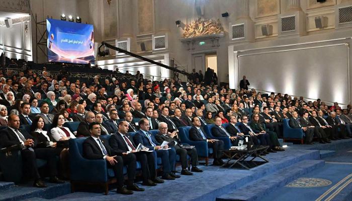 رفع الحد الأدنى للأجور في مصر إلى 15 ألف جنيه.. التطبيق في هذا الموعد